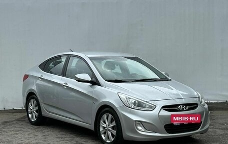 Hyundai Solaris II рестайлинг, 2014 год, 800 000 рублей, 3 фотография