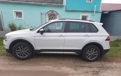Volkswagen Tiguan II, 2018 год, 2 690 000 рублей, 1 фотография