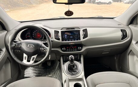 KIA Sportage III, 2011 год, 1 285 000 рублей, 17 фотография