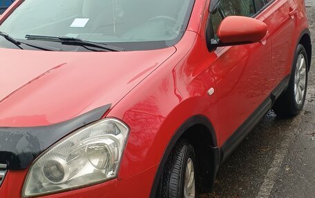 Nissan Qashqai, 2009 год, 700 000 рублей, 2 фотография