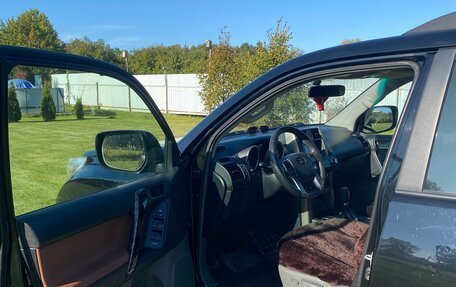 Toyota Land Cruiser Prado 150 рестайлинг 2, 2010 год, 2 400 000 рублей, 6 фотография