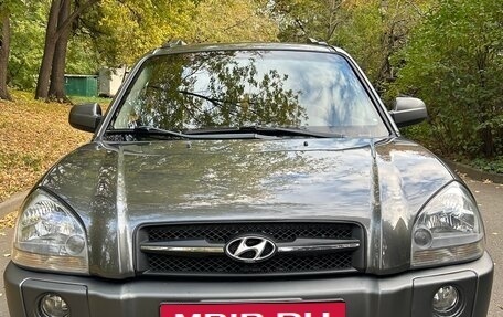 Hyundai Tucson III, 2008 год, 850 000 рублей, 2 фотография