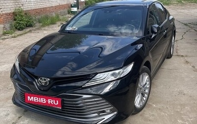 Toyota Camry, 2018 год, 2 700 000 рублей, 1 фотография
