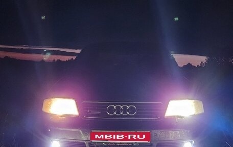 Audi A6, 2000 год, 560 000 рублей, 1 фотография