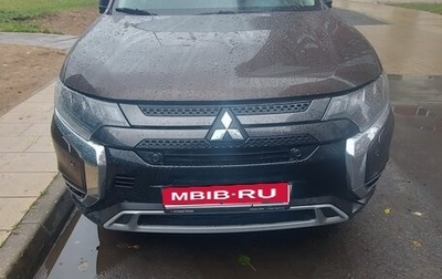 Mitsubishi Outlander III рестайлинг 3, 2022 год, 2 570 000 рублей, 1 фотография