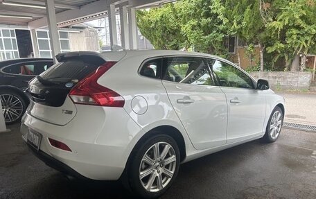 Volvo V40 II рестайлинг, 2019 год, 1 080 000 рублей, 5 фотография
