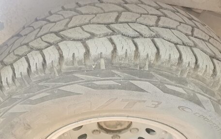 Nissan Safari IV, 1993 год, 1 350 000 рублей, 9 фотография