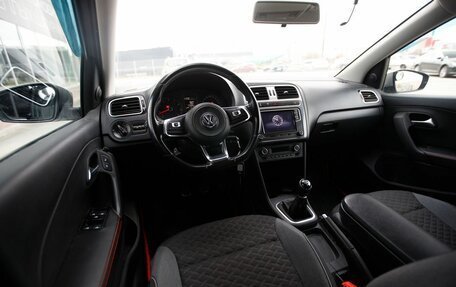 Volkswagen Polo VI (EU Market), 2018 год, 1 000 000 рублей, 8 фотография