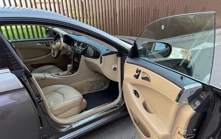 Mercedes-Benz CLS, 2008 год, 1 000 000 рублей, 2 фотография