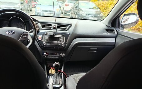 KIA Rio III рестайлинг, 2015 год, 1 100 000 рублей, 11 фотография