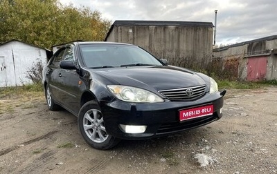 Toyota Camry V40, 2004 год, 900 000 рублей, 1 фотография