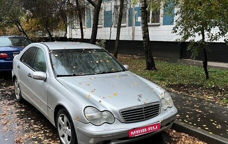 Mercedes-Benz C-Класс, 2001 год, 331 000 рублей, 1 фотография