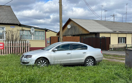 Volkswagen Passat B6, 2007 год, 600 000 рублей, 1 фотография