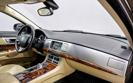 Jaguar XF I рестайлинг, 2012 год, 1 660 000 рублей, 11 фотография