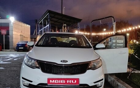 KIA Rio III рестайлинг, 2015 год, 1 100 000 рублей, 1 фотография