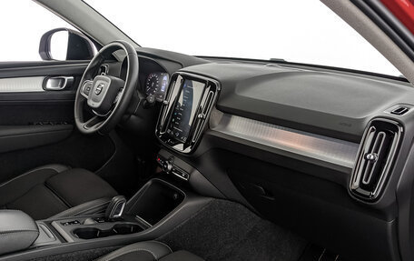 Volvo XC40 I, 2019 год, 3 050 000 рублей, 13 фотография