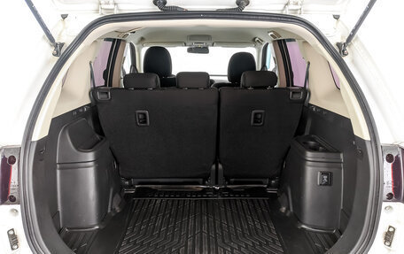 Mitsubishi Outlander III рестайлинг 3, 2019 год, 1 990 000 рублей, 10 фотография