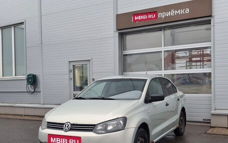 Volkswagen Polo VI (EU Market), 2010 год, 315 000 рублей, 1 фотография