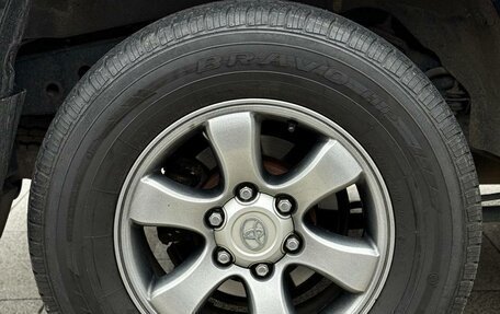 Toyota Land Cruiser Prado 120 рестайлинг, 2008 год, 1 999 999 рублей, 8 фотография