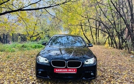 BMW 5 серия, 2014 год, 1 950 000 рублей, 2 фотография