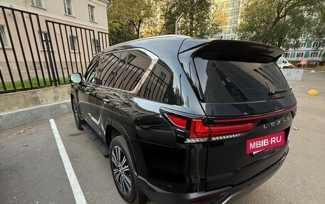Lexus LX, 2022 год, 18 000 000 рублей, 2 фотография