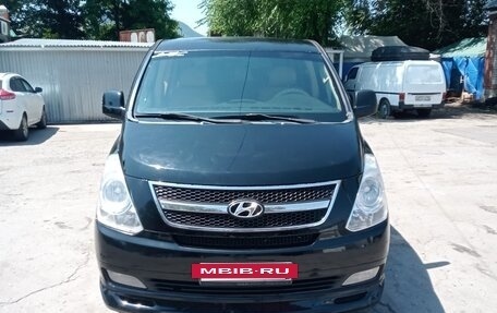 Hyundai Grand Starex Grand Starex I рестайлинг 2, 2011 год, 1 350 000 рублей, 3 фотография
