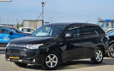 Mitsubishi Outlander III рестайлинг 3, 2013 год, 1 080 000 рублей, 1 фотография