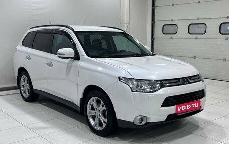 Mitsubishi Outlander III рестайлинг 3, 2012 год, 1 499 900 рублей, 1 фотография