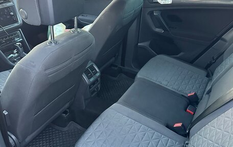 Volkswagen Tiguan II, 2021 год, 2 450 000 рублей, 14 фотография