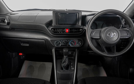 Toyota Raize I, 2021 год, 1 499 000 рублей, 14 фотография