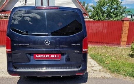 Mercedes-Benz Vito, 2017 год, 2 900 000 рублей, 8 фотография