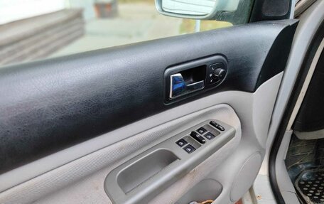 Volkswagen Golf IV, 2000 год, 320 000 рублей, 9 фотография