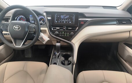 Toyota Camry, 2022 год, 3 450 000 рублей, 14 фотография