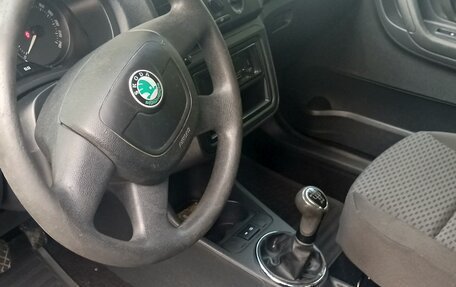 Skoda Fabia II, 2011 год, 550 000 рублей, 4 фотография