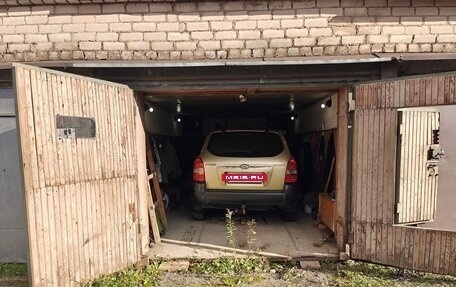 Hyundai Tucson III, 2005 год, 700 000 рублей, 7 фотография