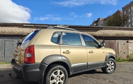 Hyundai Tucson III, 2005 год, 700 000 рублей, 14 фотография