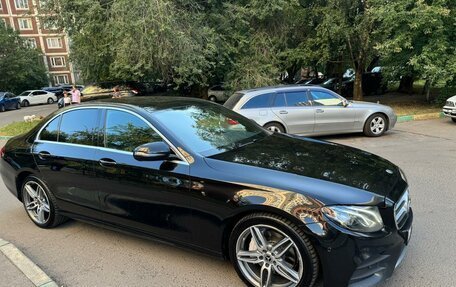 Mercedes-Benz E-Класс, 2019 год, 2 450 000 рублей, 7 фотография