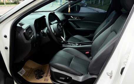 Mazda CX-4, 2023 год, 2 310 000 рублей, 10 фотография