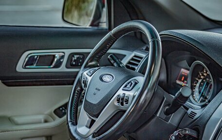 Ford Explorer VI, 2011 год, 1 600 000 рублей, 20 фотография