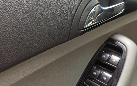 Chevrolet Orlando I, 2012 год, 900 000 рублей, 4 фотография