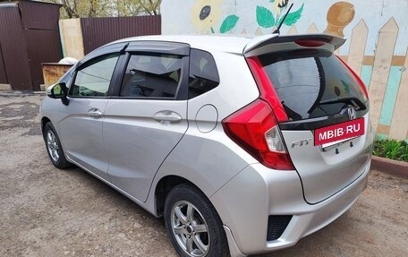 Honda Fit III, 2015 год, 850 000 рублей, 4 фотография