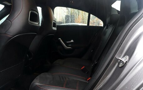 Mercedes-Benz CLA, 2019 год, 4 050 000 рублей, 10 фотография