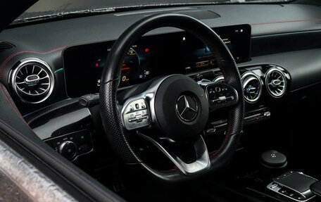 Mercedes-Benz CLA, 2019 год, 4 050 000 рублей, 11 фотография