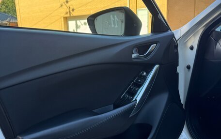 Mazda 6, 2016 год, 1 820 000 рублей, 11 фотография