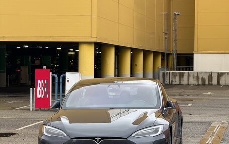 Tesla Model S I, 2020 год, 3 600 000 рублей, 10 фотография