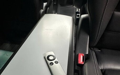 Volkswagen Multivan T6 рестайлинг, 2023 год, 12 000 000 рублей, 12 фотография