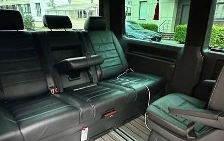 Volkswagen Multivan T6 рестайлинг, 2023 год, 12 000 000 рублей, 10 фотография