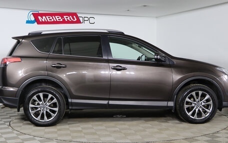 Toyota RAV4, 2018 год, 2 399 990 рублей, 4 фотография