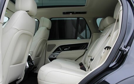 Land Rover Range Rover IV рестайлинг, 2022 год, 18 500 000 рублей, 10 фотография