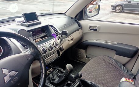 Mitsubishi L200 IV рестайлинг, 2013 год, 1 449 000 рублей, 7 фотография